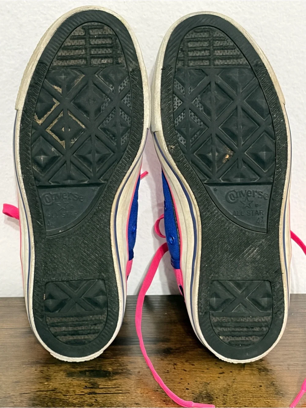 Converse padded star